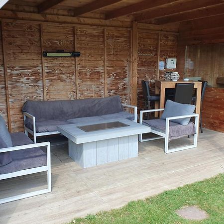 Holiday Cottage With Sauna In Zeeland Stavenisse Bagian luar foto