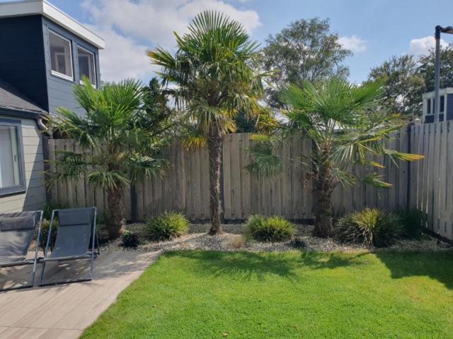 Holiday Cottage With Sauna In Zeeland Stavenisse Bagian luar foto