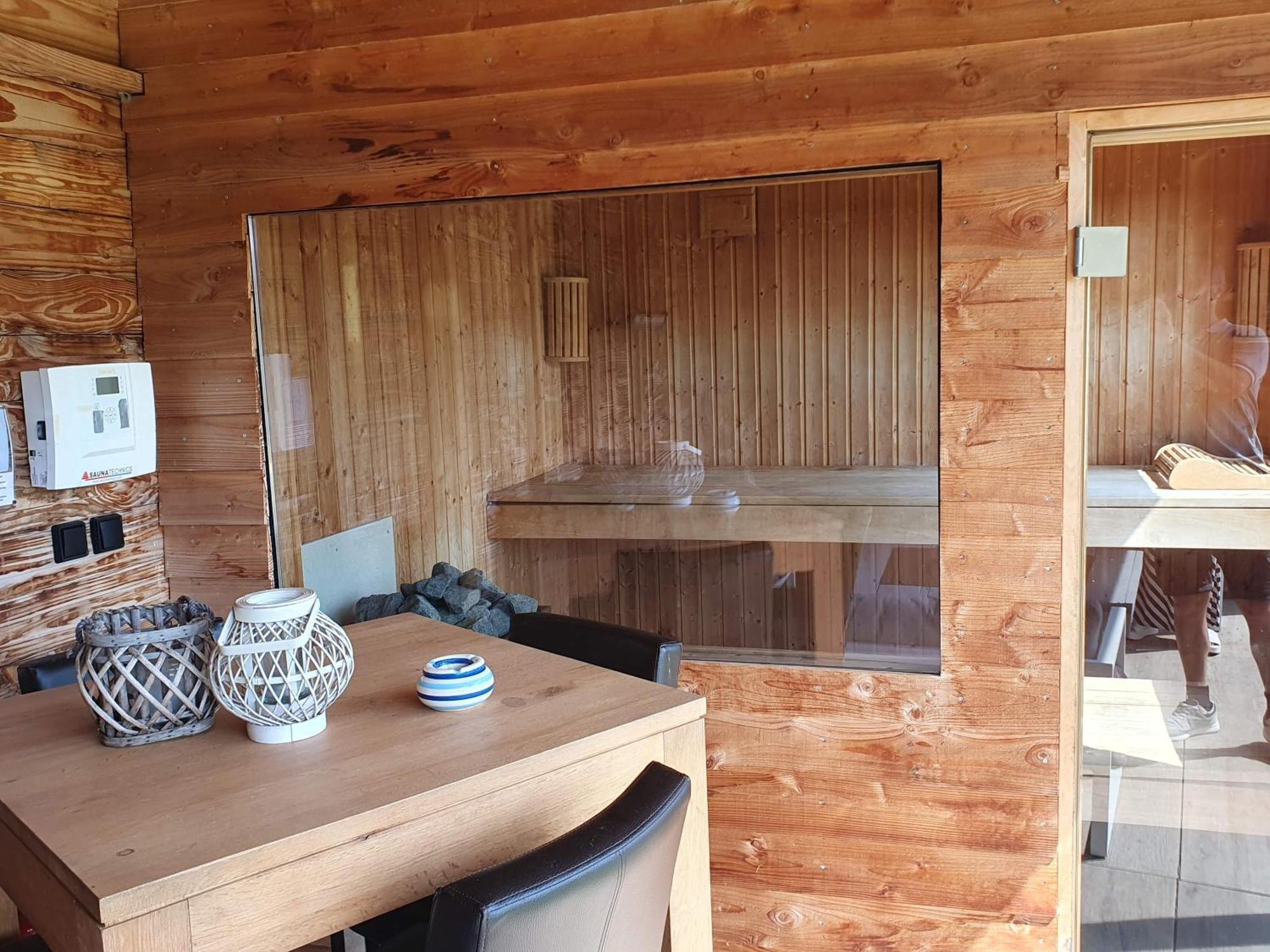Holiday Cottage With Sauna In Zeeland Stavenisse Bagian luar foto
