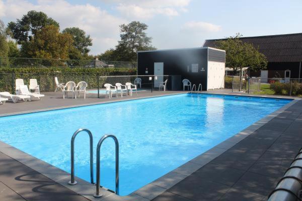 Holiday Cottage With Sauna In Zeeland Stavenisse Bagian luar foto